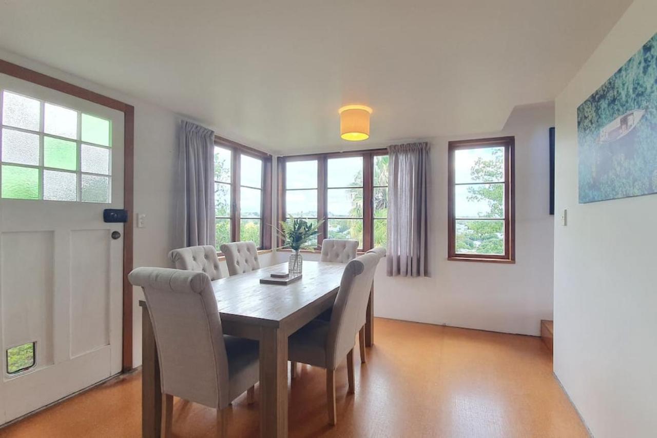 Вилла Bright And Modern Oasis In Kingsland Окленд Экстерьер фото